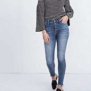 Madewell Button-Fly 10” High-Rise Skinny Crop Jeans - Blue